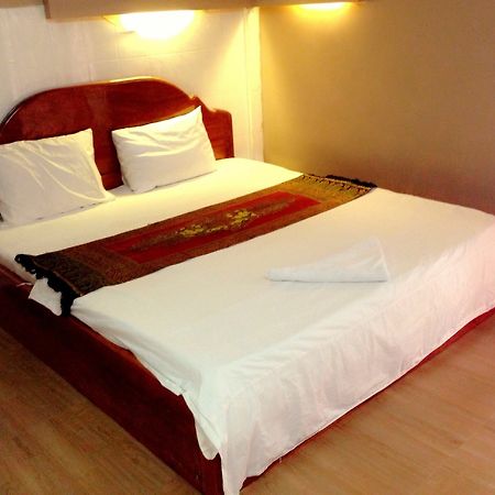 White River II Hostel Phnom Penh Eksteriør bilde
